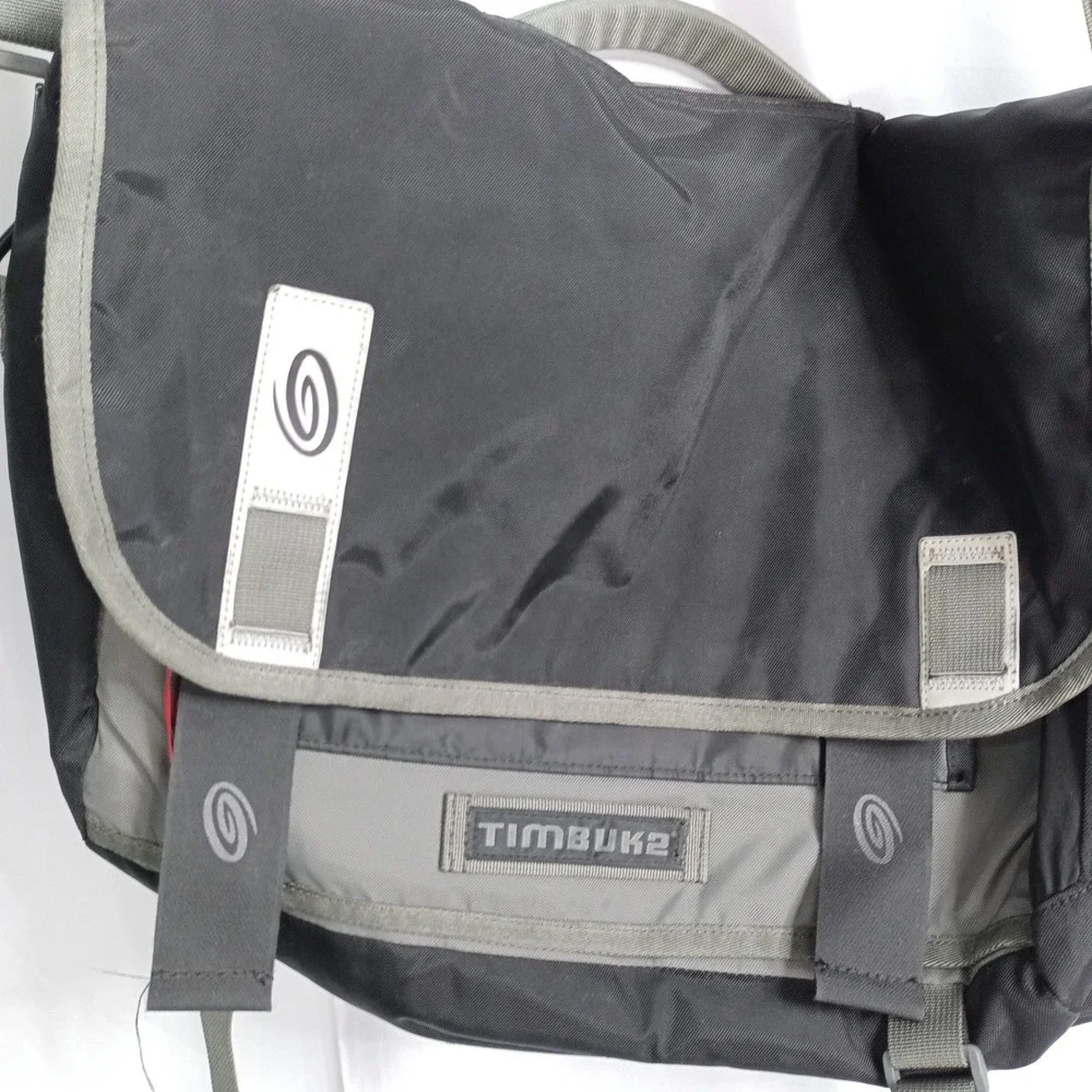 Timbuk2 this messenger